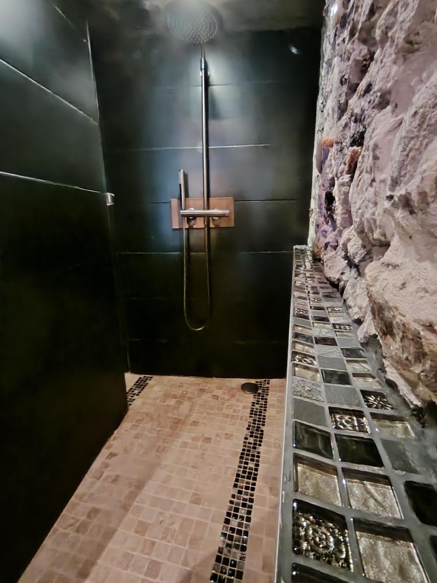 Sweet Loft Grenoble-Love Room Avec Jacuzzi & Sauna Dış mekan fotoğraf